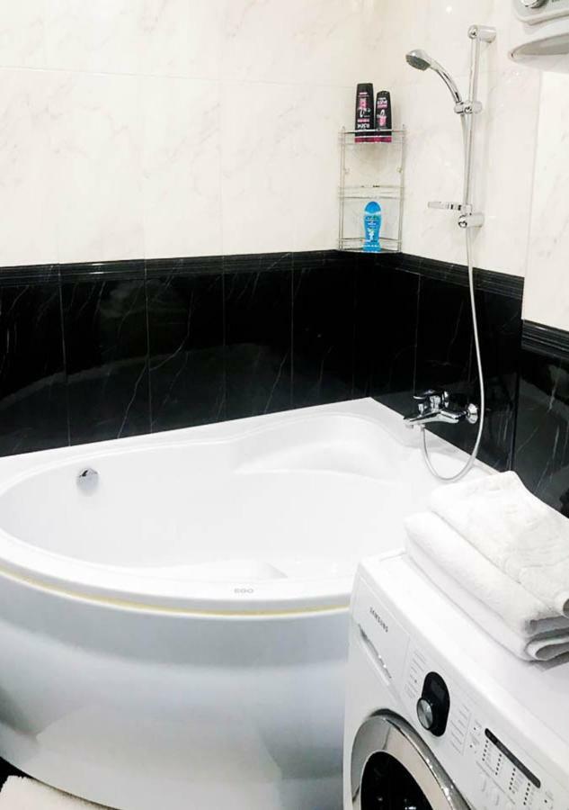 Rent-Kiev Apartment on LuxKlavdievskaya Exteriör bild